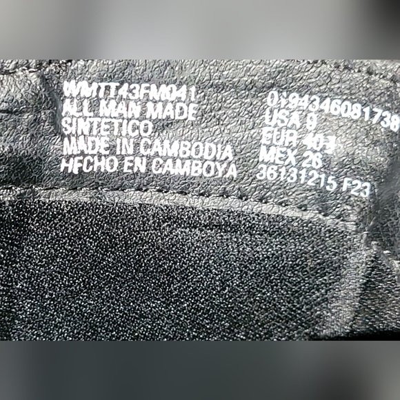 Time and Tru Ladies Boots - Picture 2 of 3